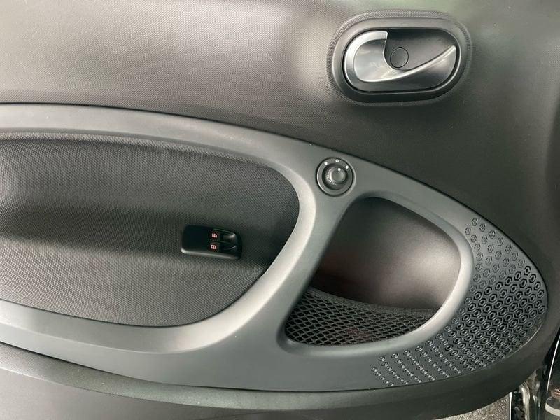 smart fortwo EQ Passion 22kw
