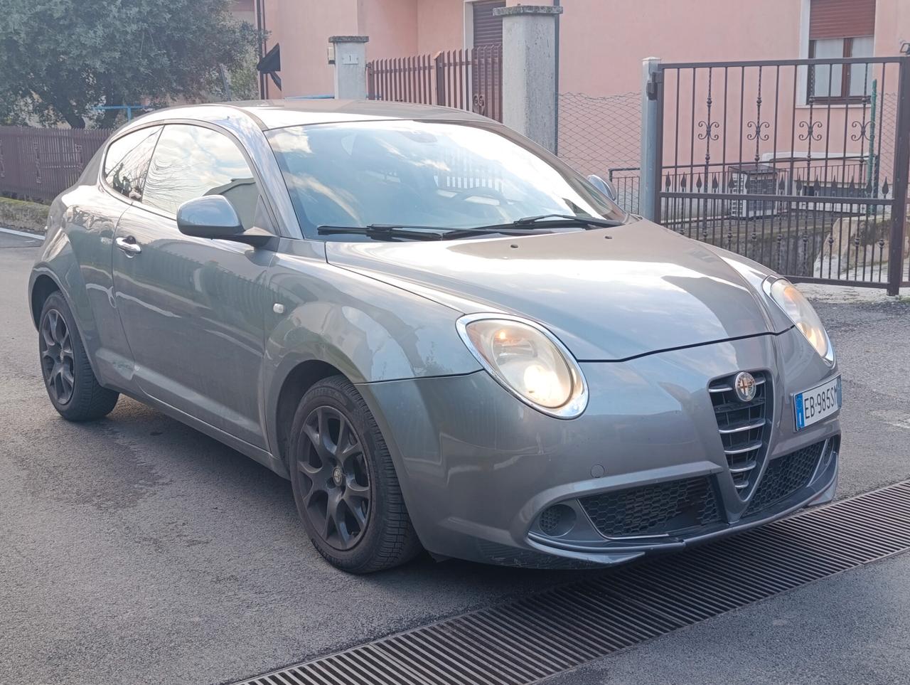Alfa Romeo MiTo 1.6 JTDm 16V Distinctive Sport Pack