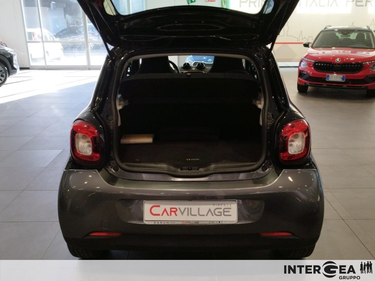 SMART Forfour 0.9 t Passion 90cv twinamic my18