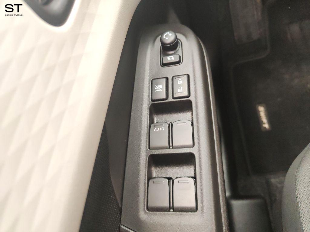SUZUKI SWIFT HYBRID 1.2 TOP