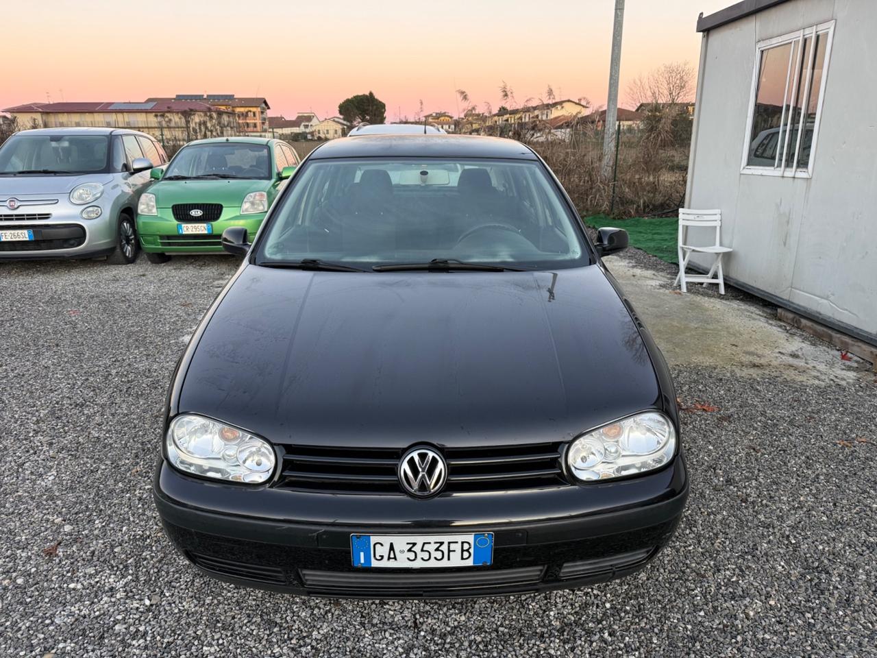 Volkswagen Golf 1.4 16V cat 5 porte