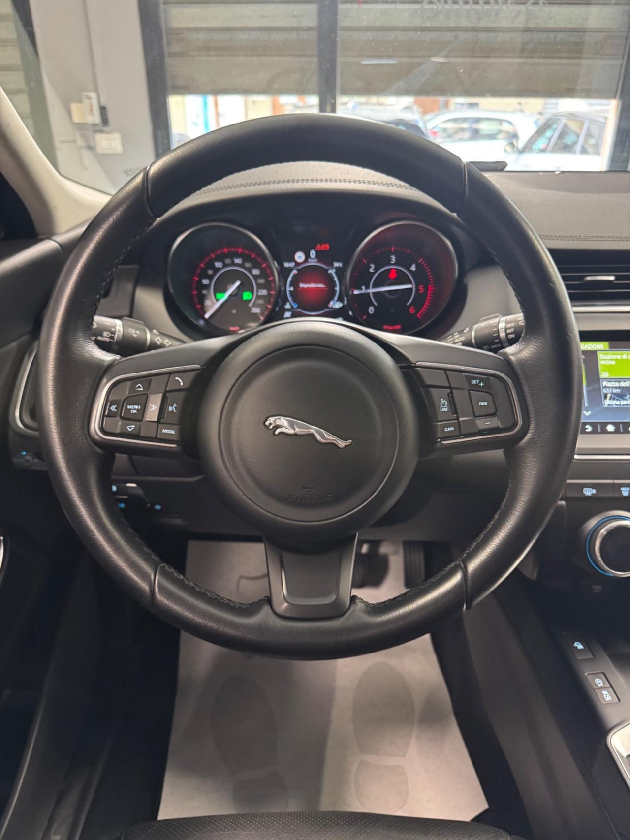 Jaguar E-Pace 2.0D 150 CV S Finanziabile