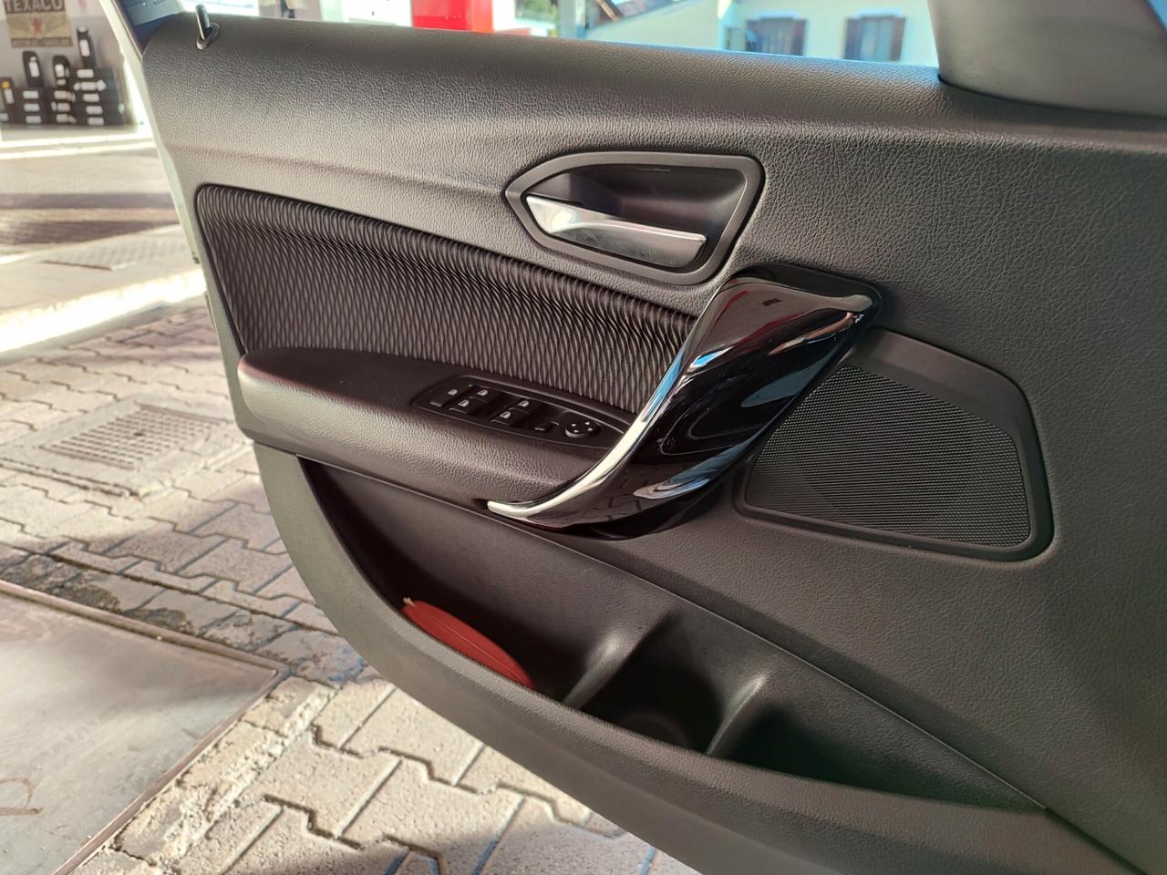 Bmw 116i SPORT PERFORMANCE OK NEOP super promo