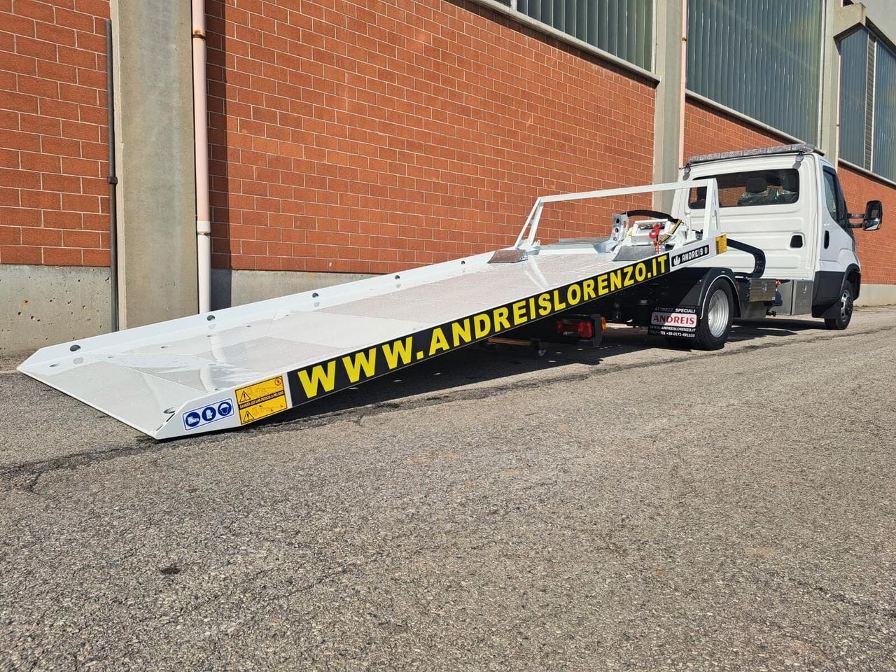 Carro attrezzi Daily 35C18 scarrabile cambio manuale