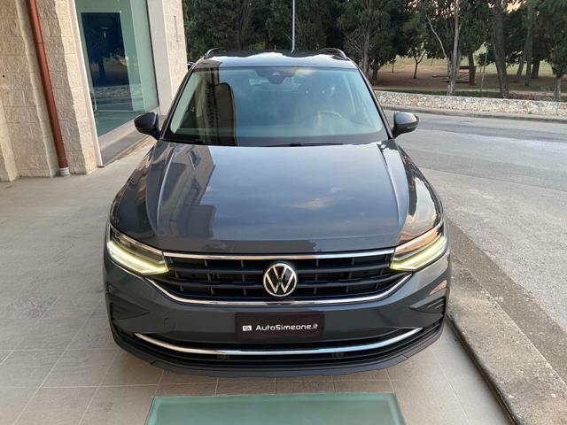 VOLKSWAGEN Tiguan 2.0 TDI 150 CV SCR DSG Life