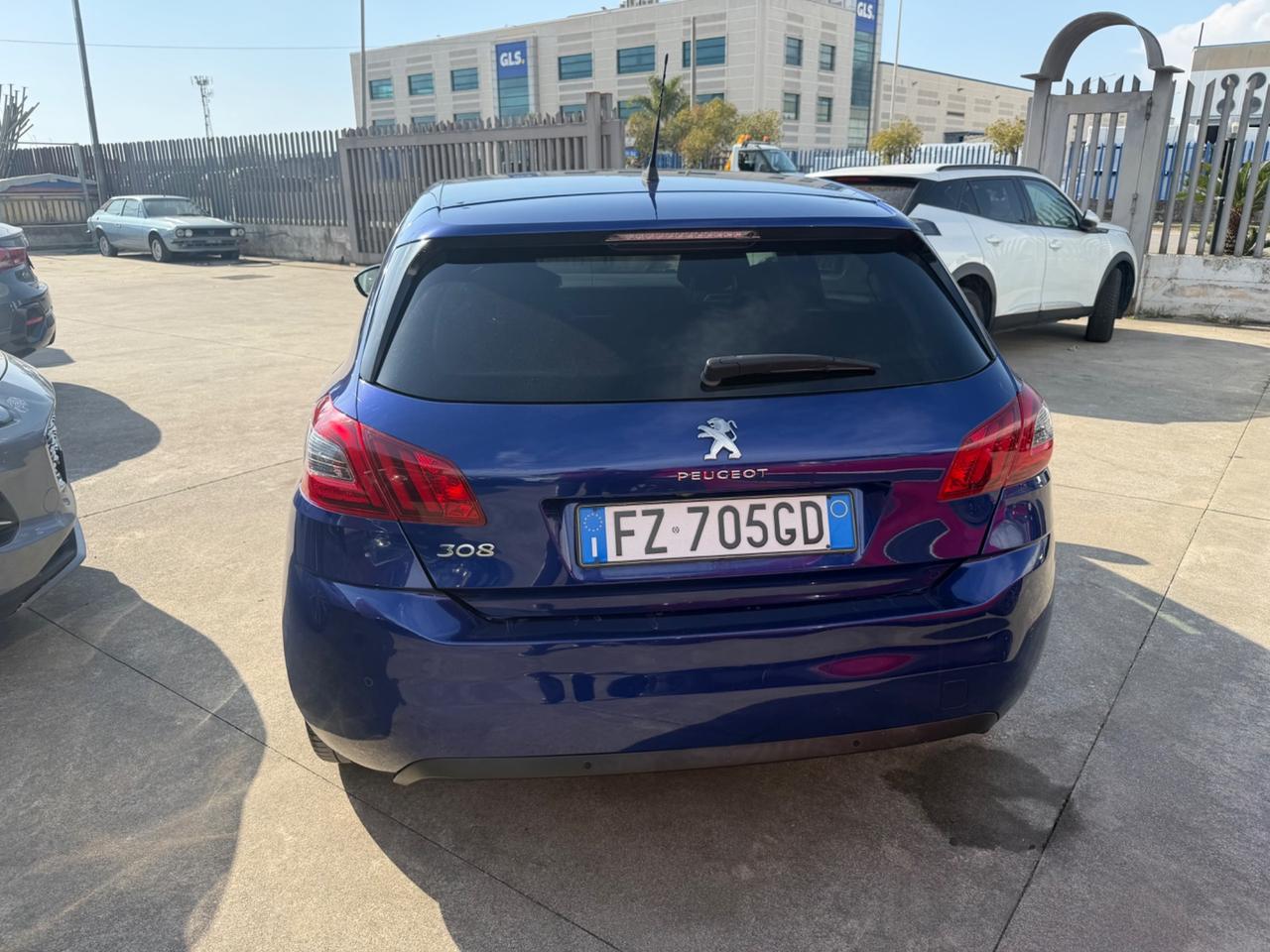 Peugeot 308 BlueHDi 120 S&S EAT6 Allure