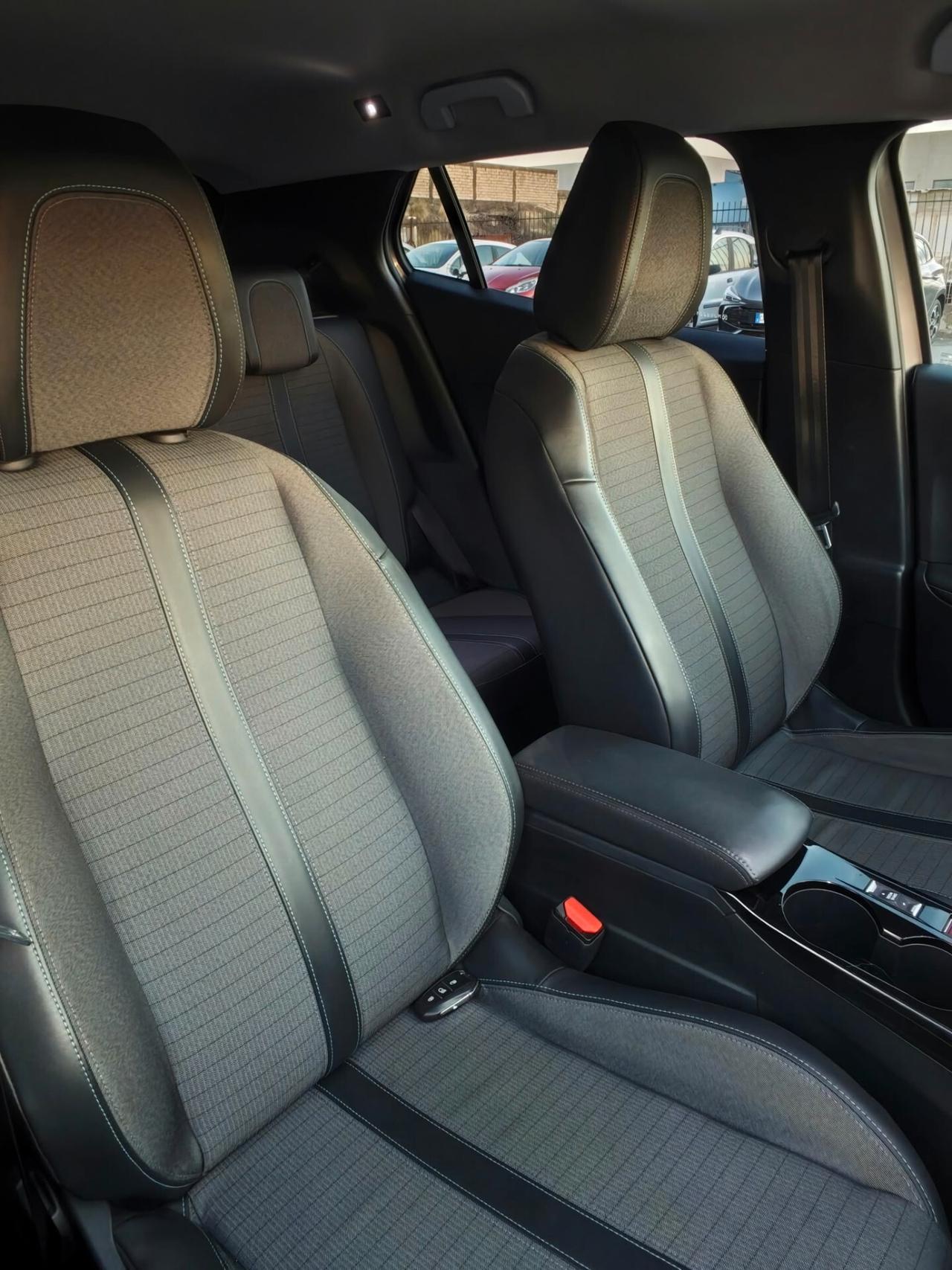 Peugeot 2008 1.5 110CV - PARI AL NUOVO
