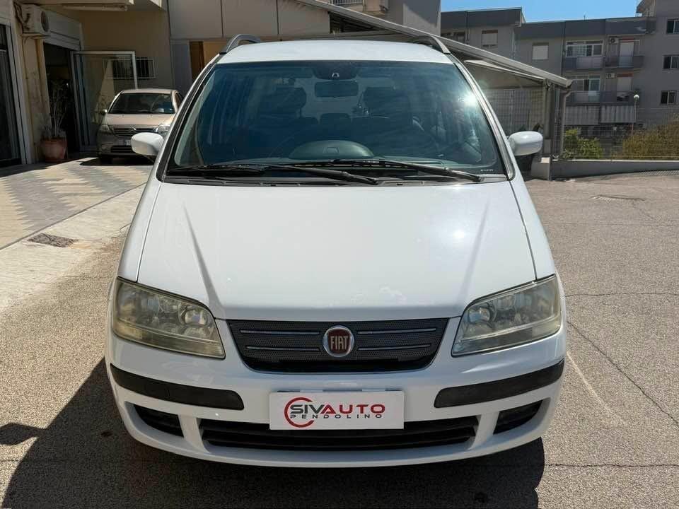 Fiat Idea 1.2 16V BlackLabel