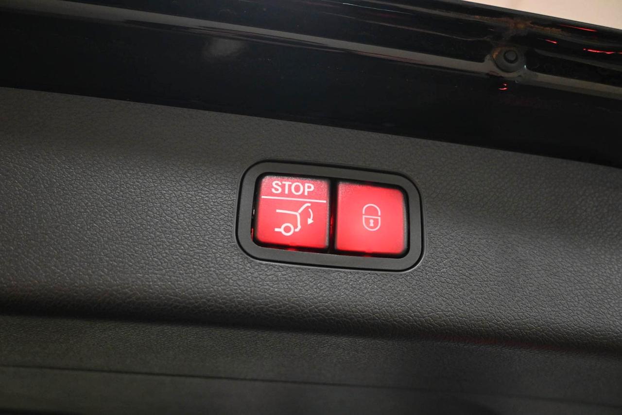 MERCEDES Classe E (W/S214) E 220 d Mild hybri...