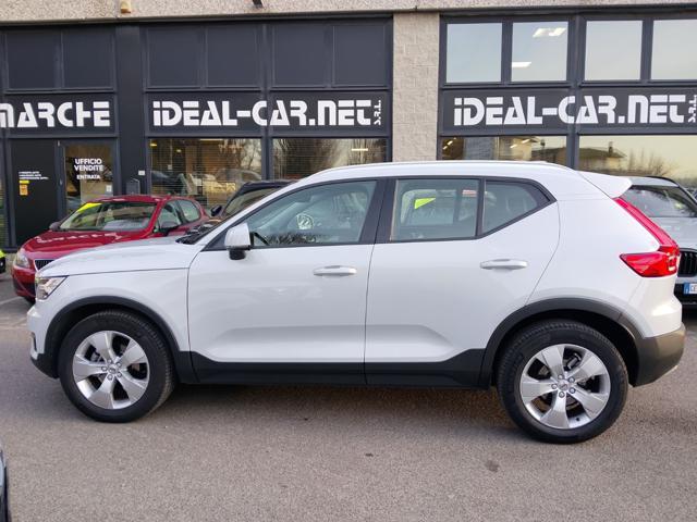 VOLVO XC40 T3 Geartronic Momentum