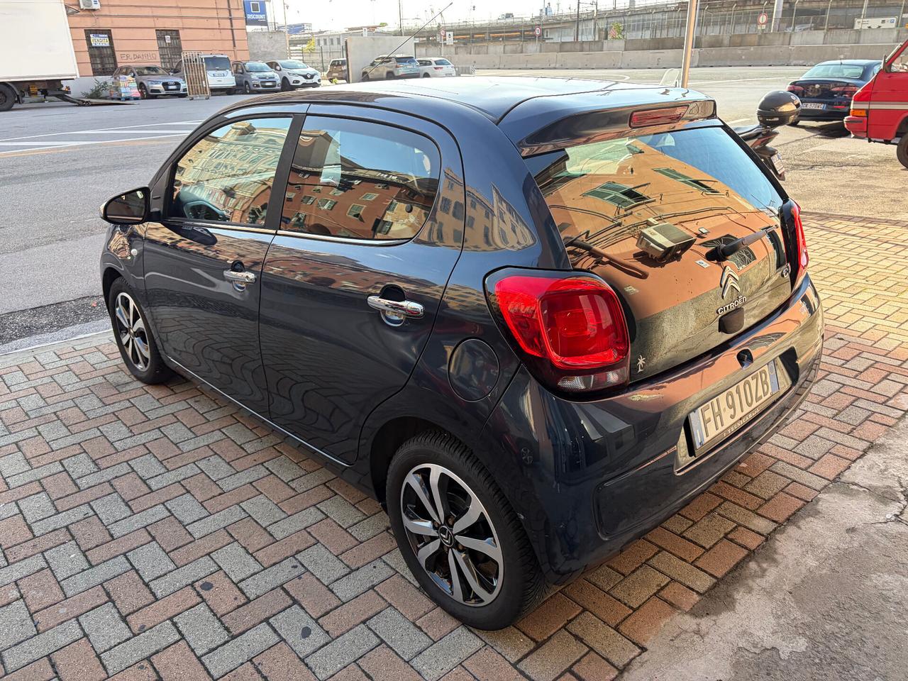 Citroen C1 VTi 68 5 porte Shine - OK NEOPATENTATI