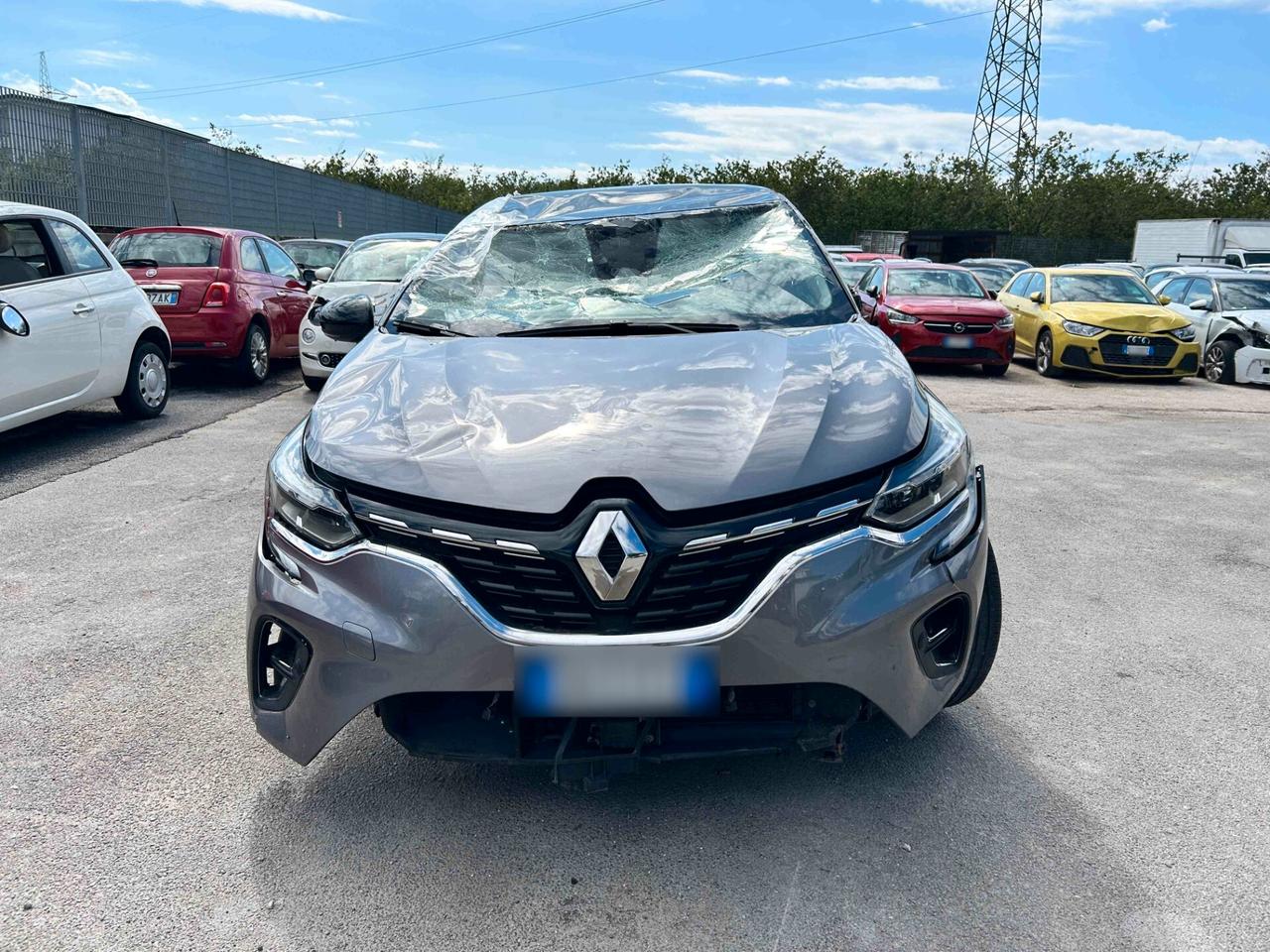Renault Captur 1.0 TCe GPL 100CV - 2023 Incidentata
