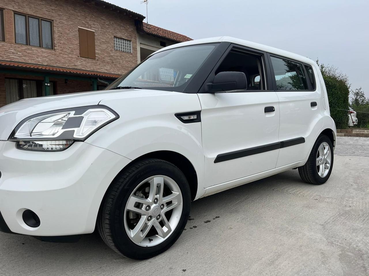 Kia Soul 1.6 CRDi VGT Active