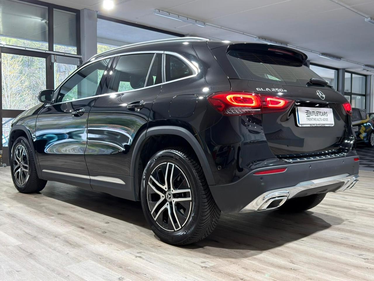 MERCEDES GLA250E PLUG-IN HYBRID 218cv PREMIUM AUTO