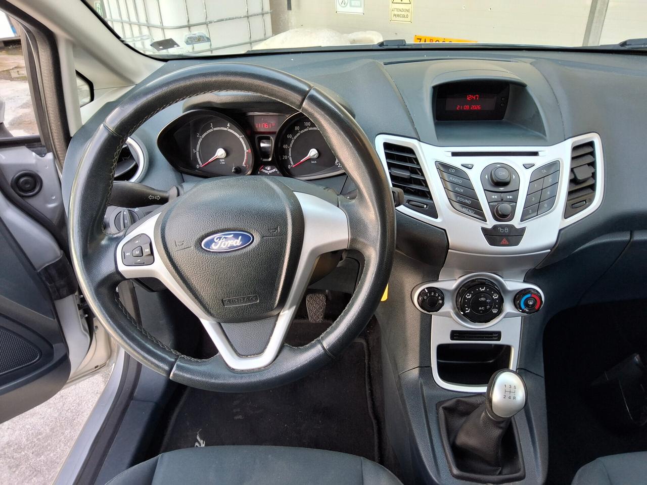 Ford Fiesta 1.2 82 CV 5pTitanium OK NEOPATENTATI
