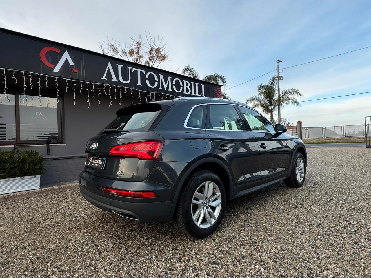 Audi Q5 2.0 TDI quattro S tronic Business