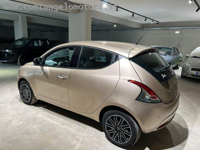 LANCIA Ypsilon 1.2 69 CV 5 porte Gold my16