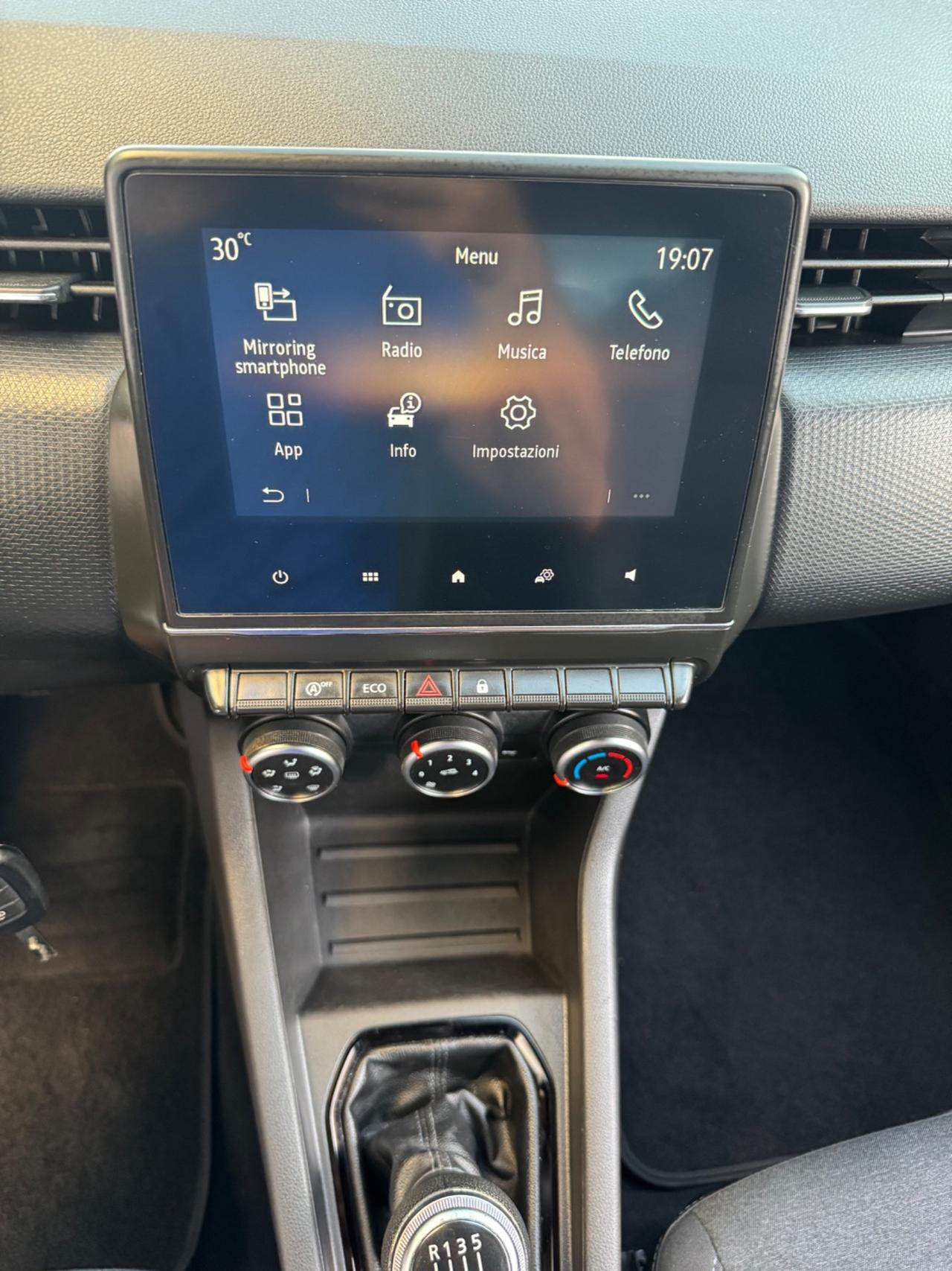 Renault Clio TCe 90 CV idonea ai neopatentati