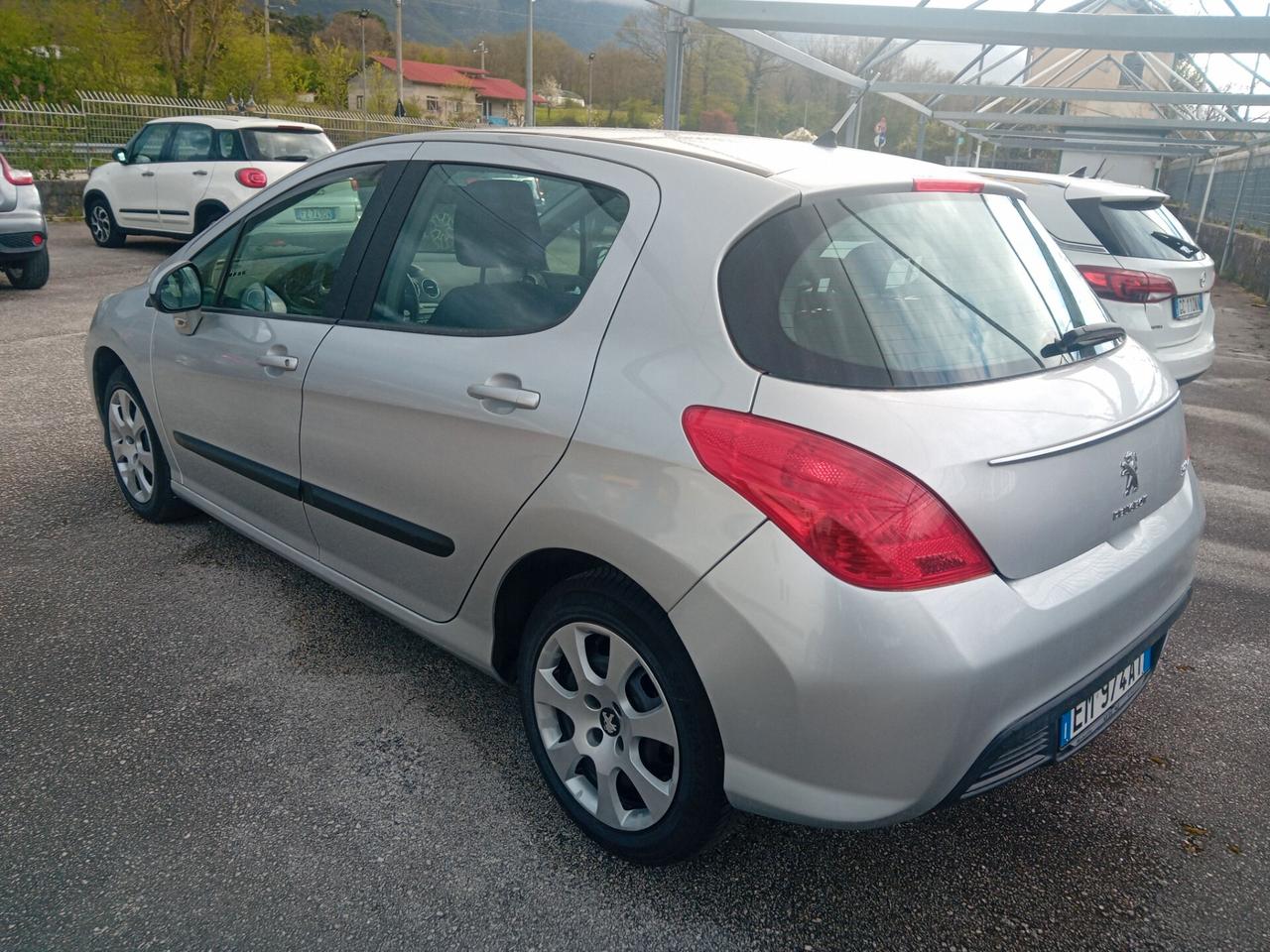 Peugeot 308 1.6 8V HDi 93CV 5p. Access