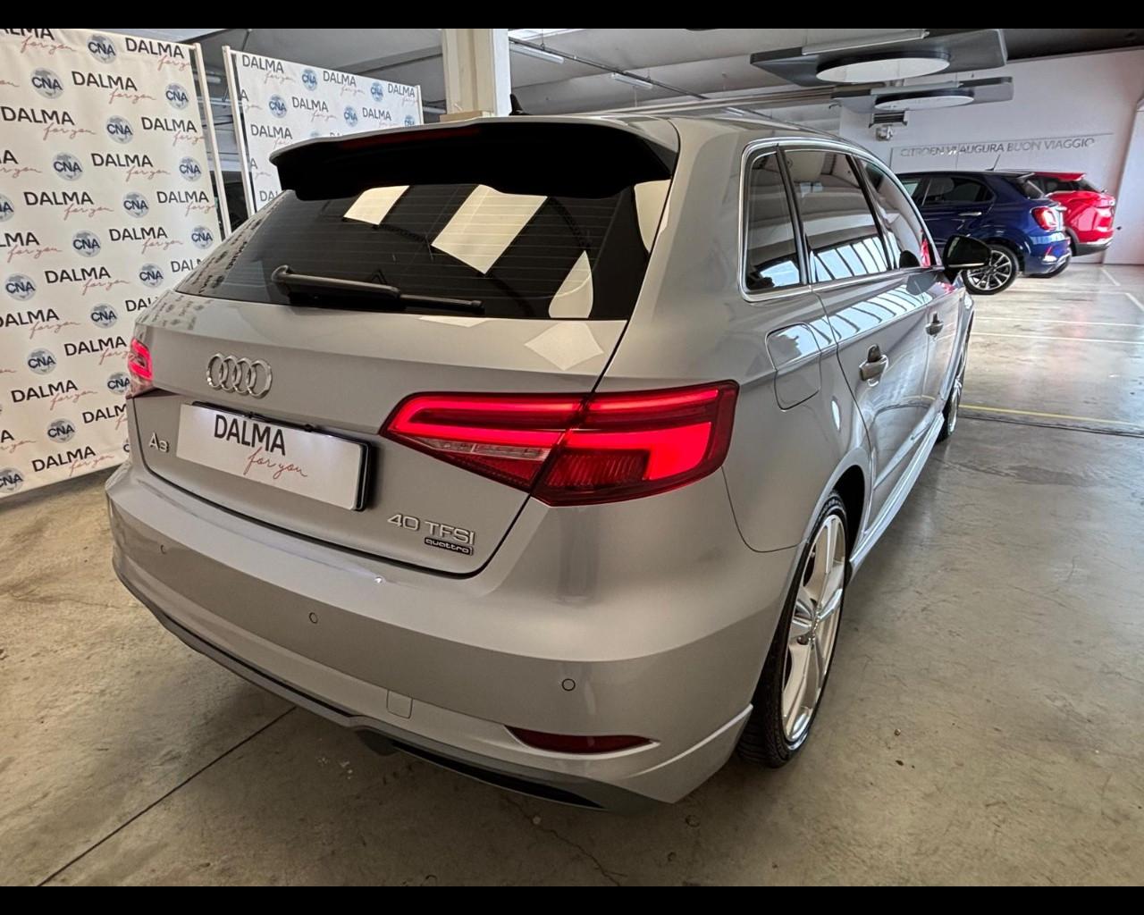 AUDI A3 IV 2020 Sportback - A3 Sportback 40 2.0 tfsi S line editi