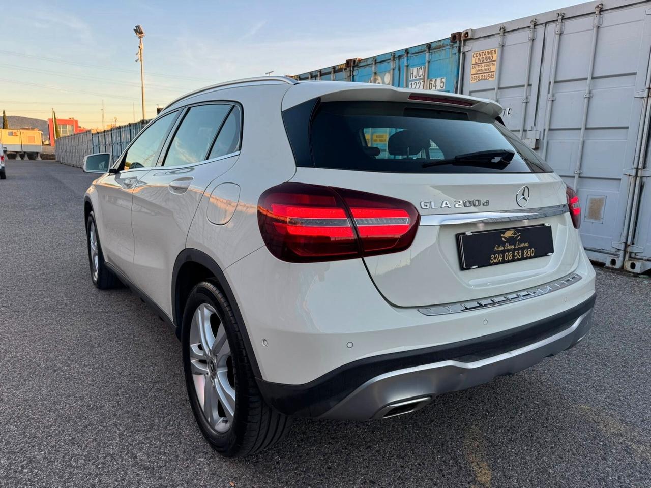 Mercedes-benz GLA 200 180 d Automatic Premium