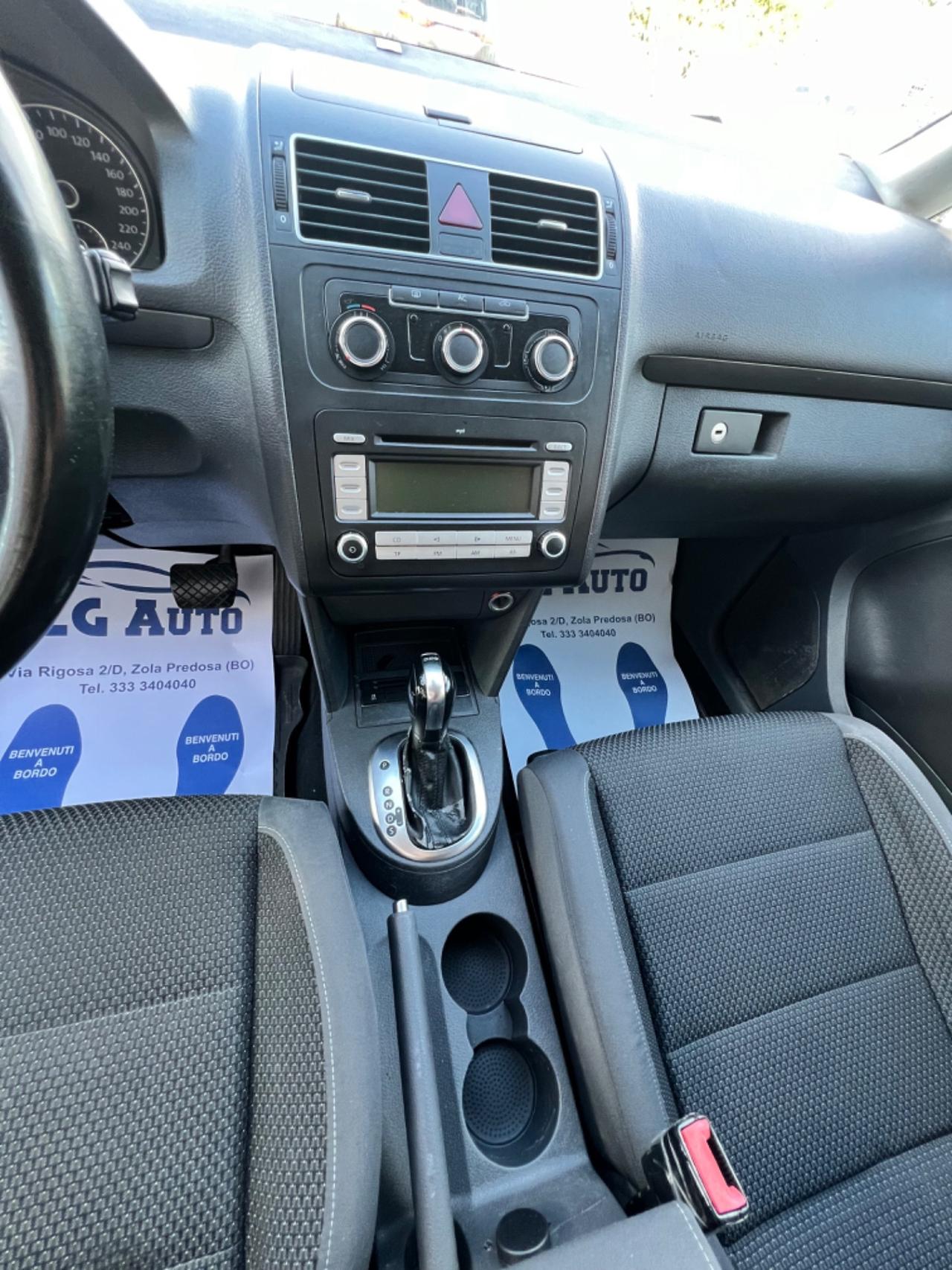 Volkswagen Touran 1.4 TSI DSG Highline EcoFuel