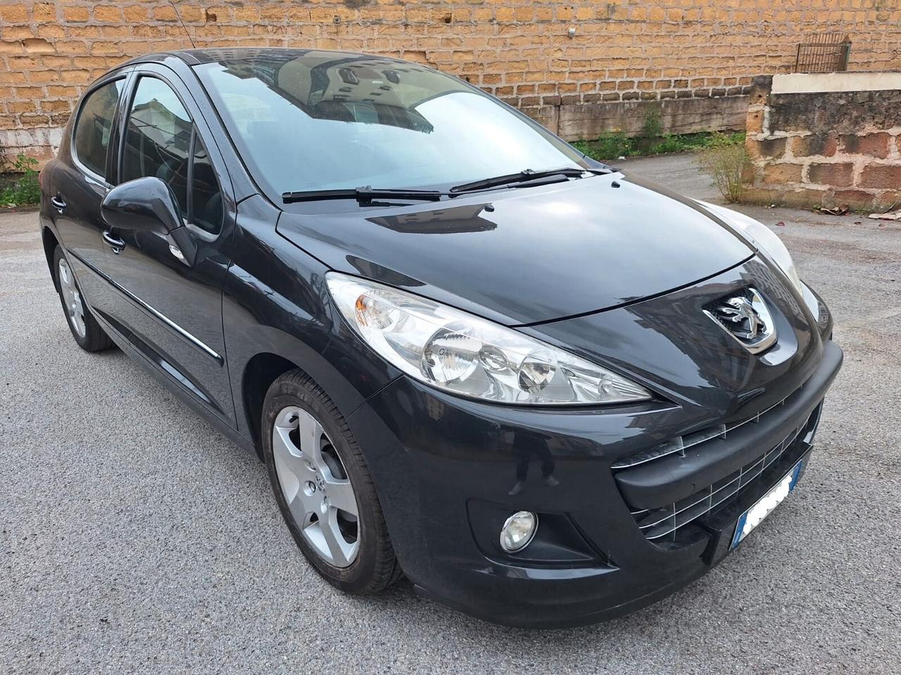 Peugeot 207 1.6 8V HDi 93CV 5p. Allure