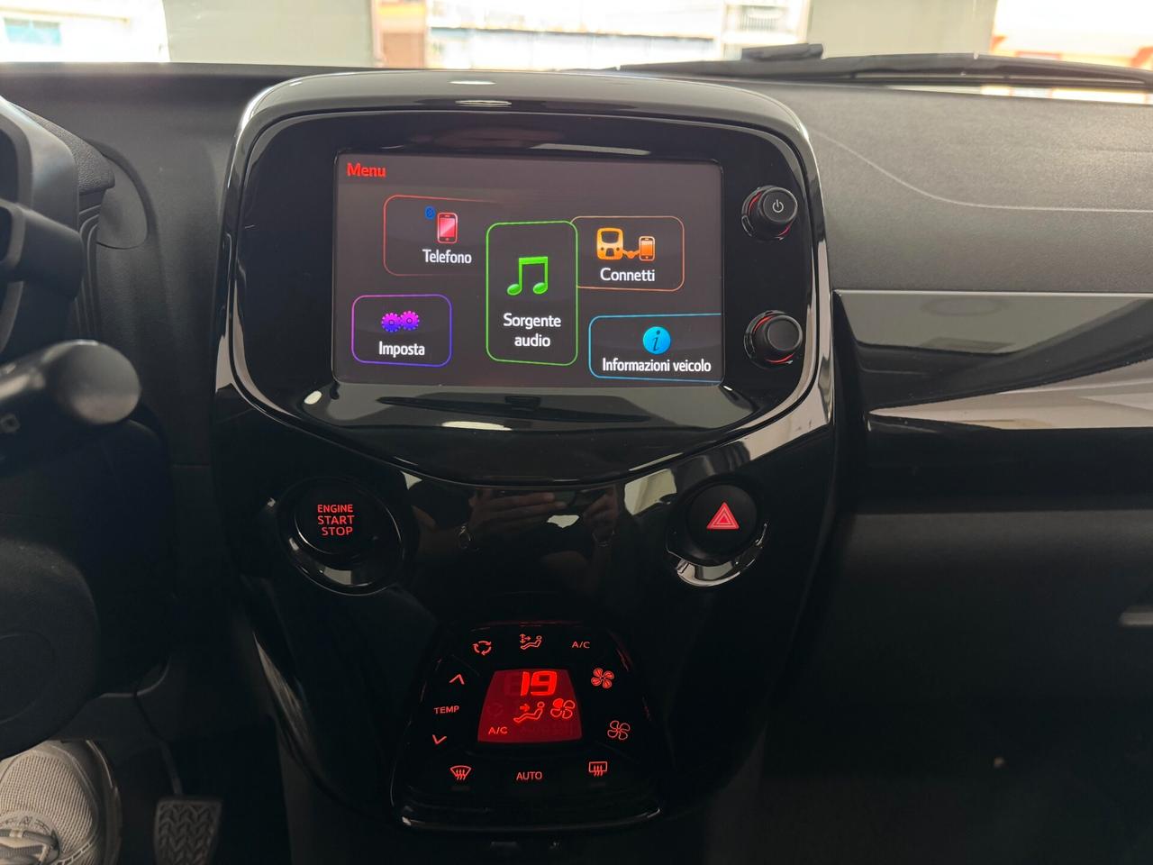 Toyota Aygo 1.0 VVT-i 69 CV 5 porte x-clusiv