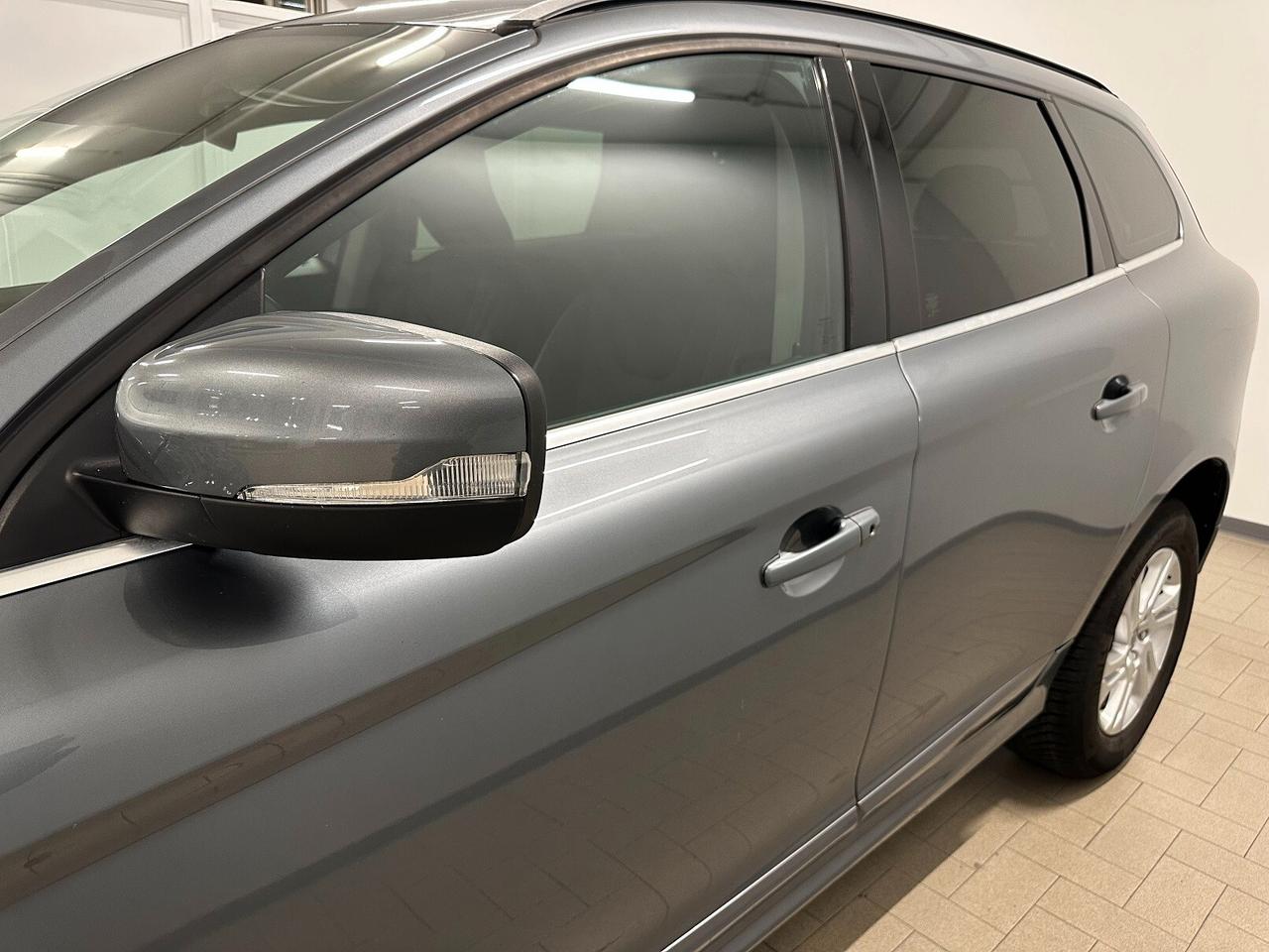 Volvo XC 60 XC60 D4 AWD Geartronic Business AUTOCARRO N1