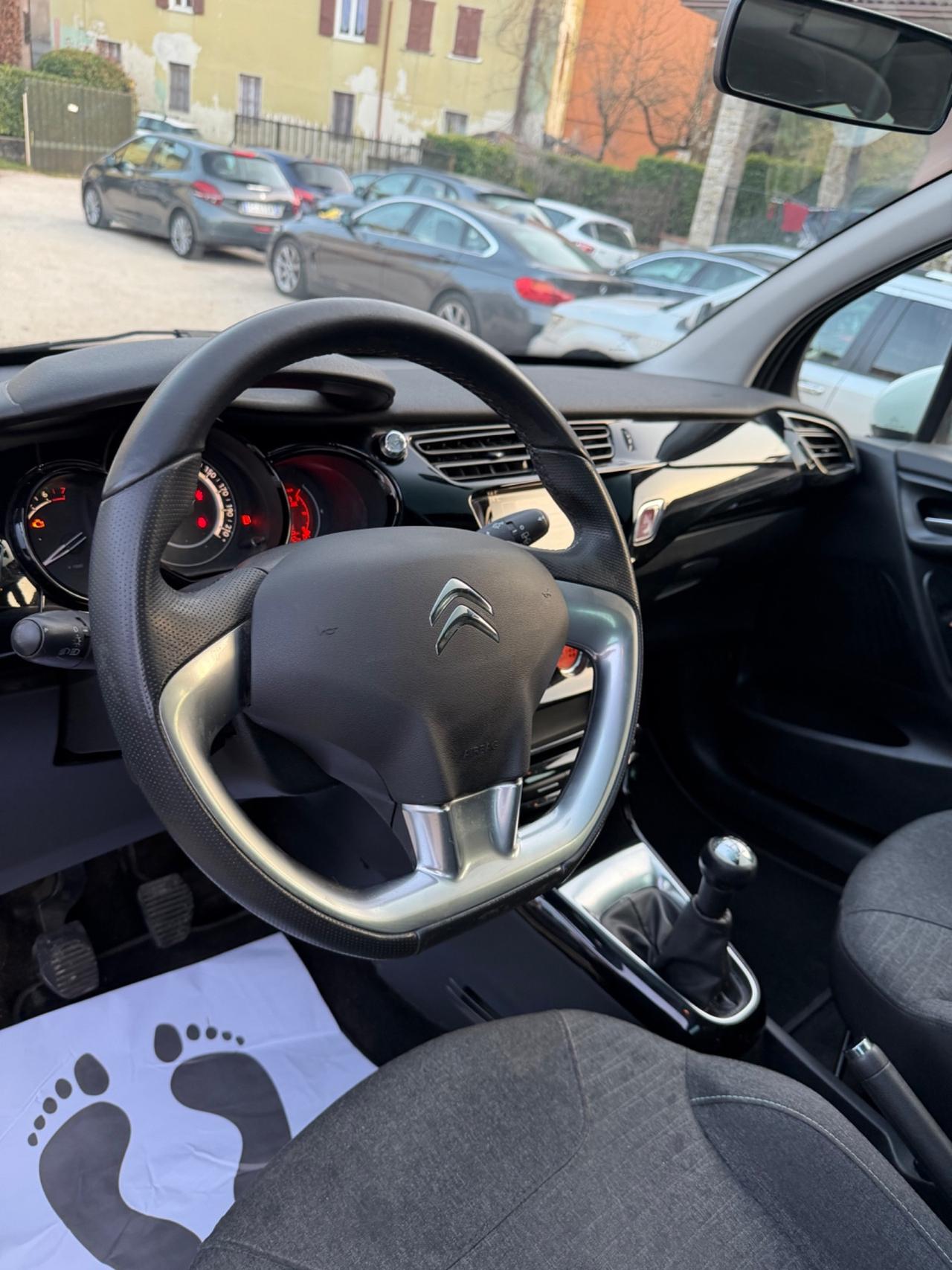 Citroen C3 82 EXCLUSIVE NEOPAT KMCERT GARANZ