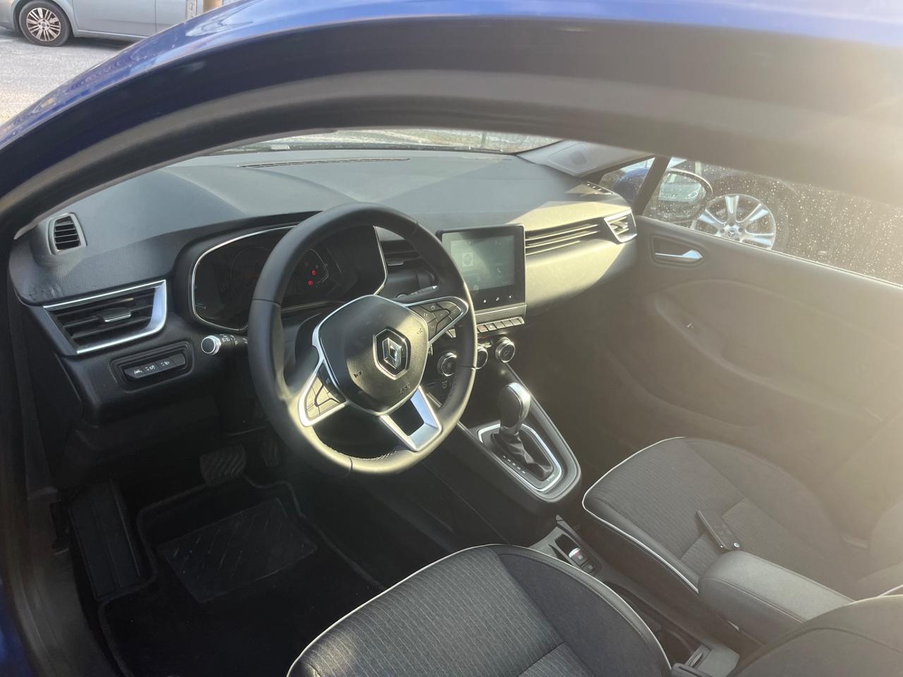 Renault Clio 2022 Hybrid E-Tech