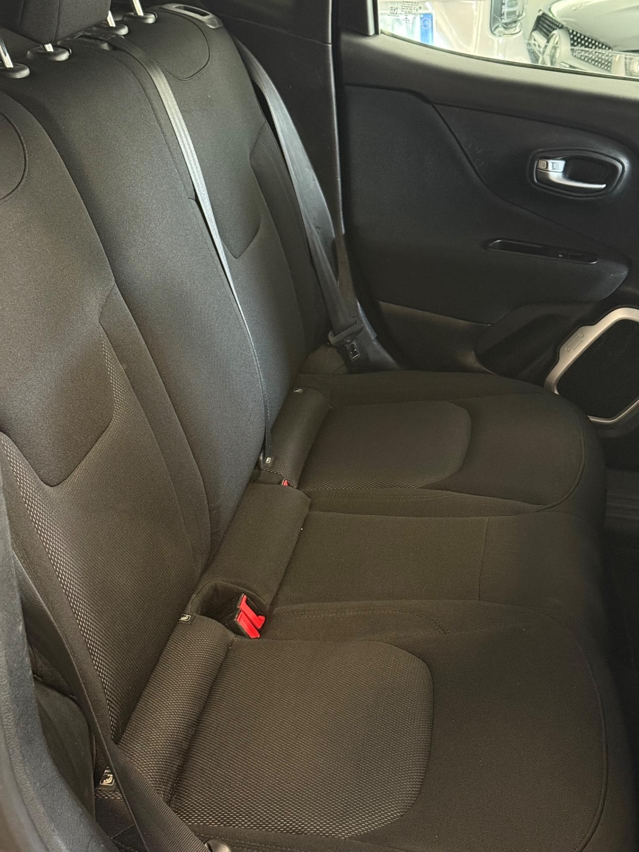 Jeep Renegade 1.6 Mjt DDCT 120 CV Longitude