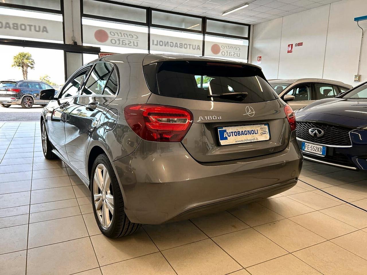 Mercedes-benz A 180 d SPORT Automatic