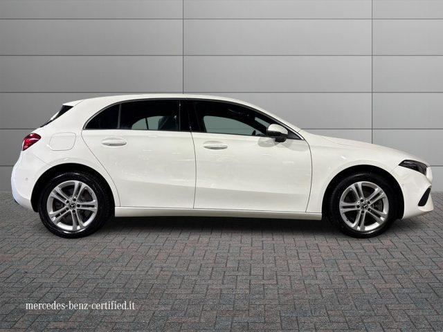 MERCEDES-BENZ A 250 e hybrid EQ Progressive Advanced Plus