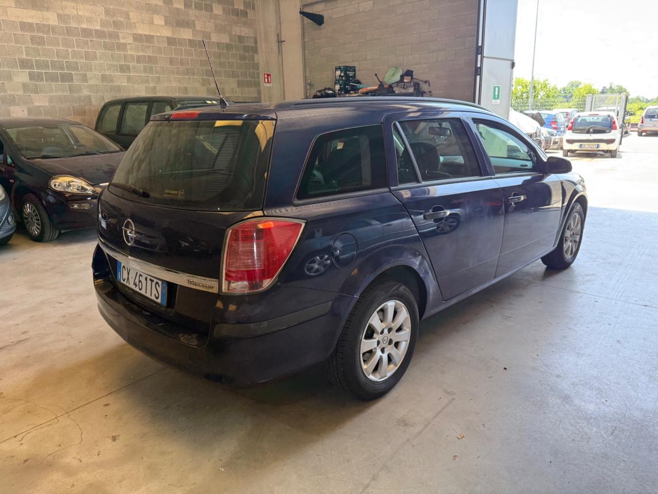 Opel Astra 1.6 16V Twinport Station Wagon Club