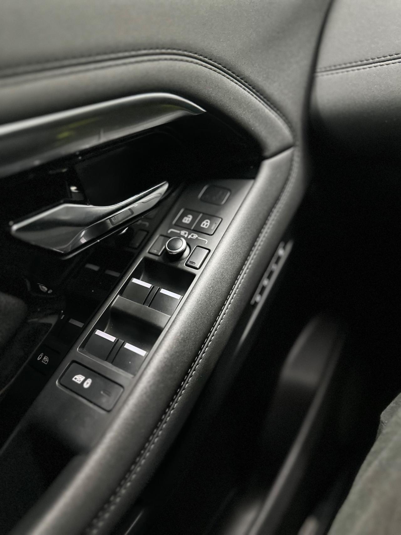 Land Rover Evoque 2.0D I4 204 CV AWD Auto R-Dynamic HSE
