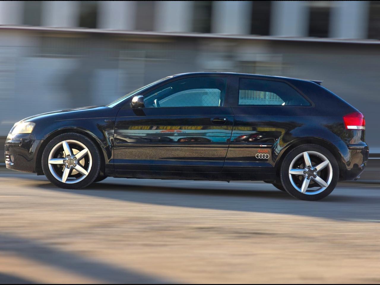 Audi A3 2.0 TDI 140CV S-LINE