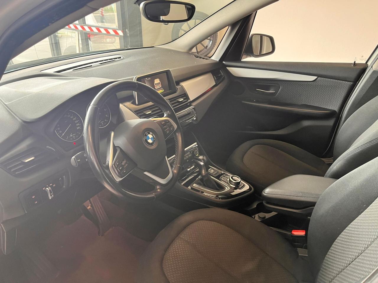 Bmw 218 218d Advantage