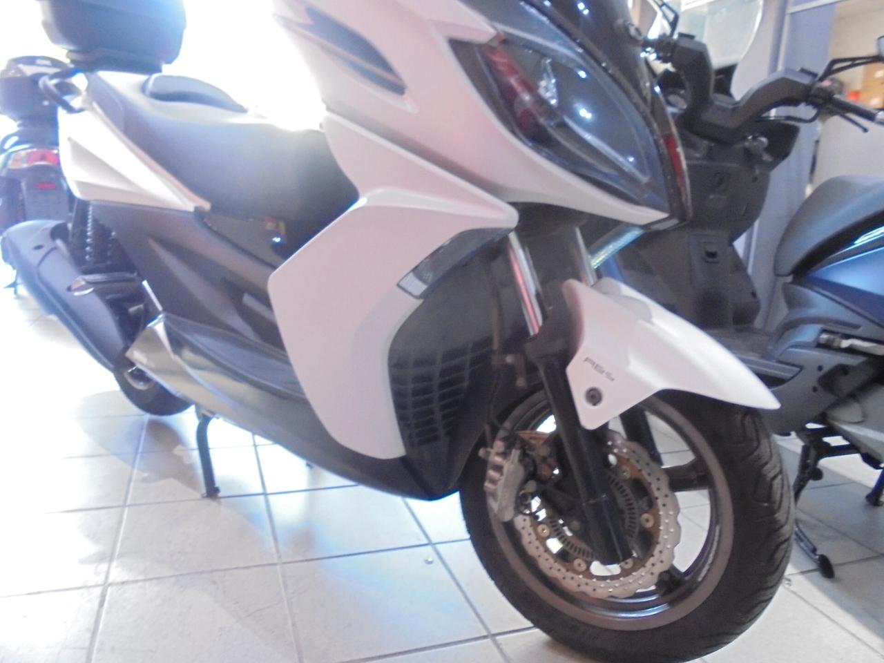 Kymco K-XCT 300i ABS