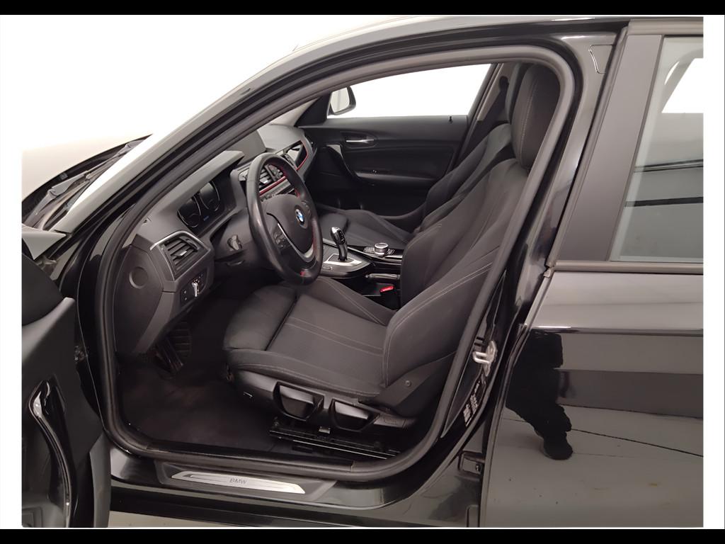BMW Serie 1 F/20-21 2015 - 118d Sport auto 5p my18