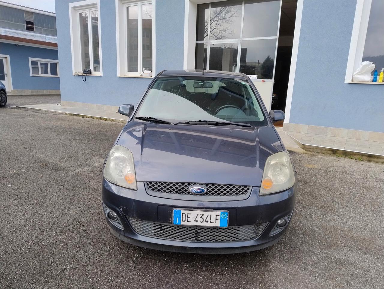 Ford Fiesta 1.4 TDCi 5p. Titanium NEOP perfetta