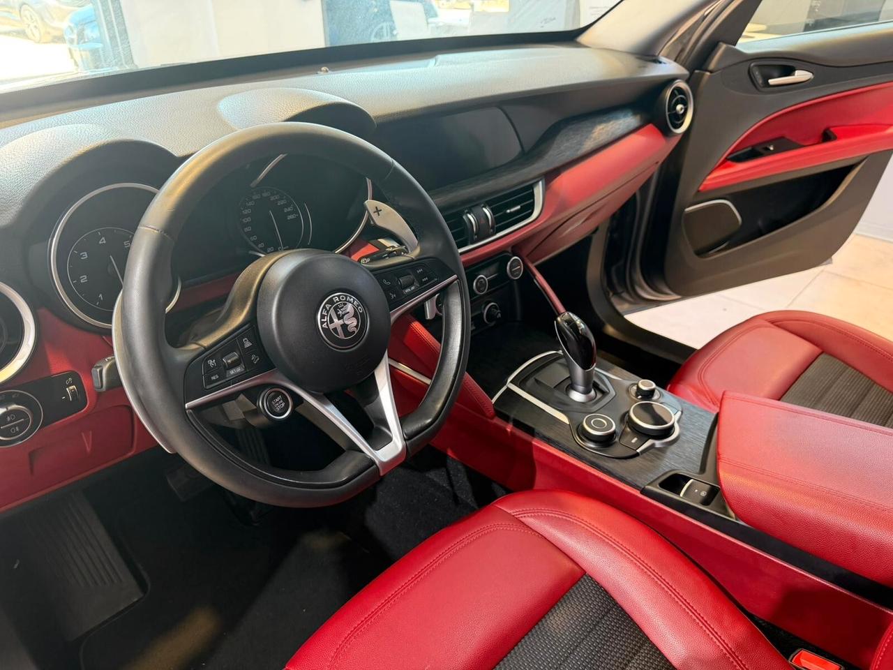 Alfa Romeo Stelvio 2.2 Turbodiesel 190 CV AT8 Q4 B-Tech