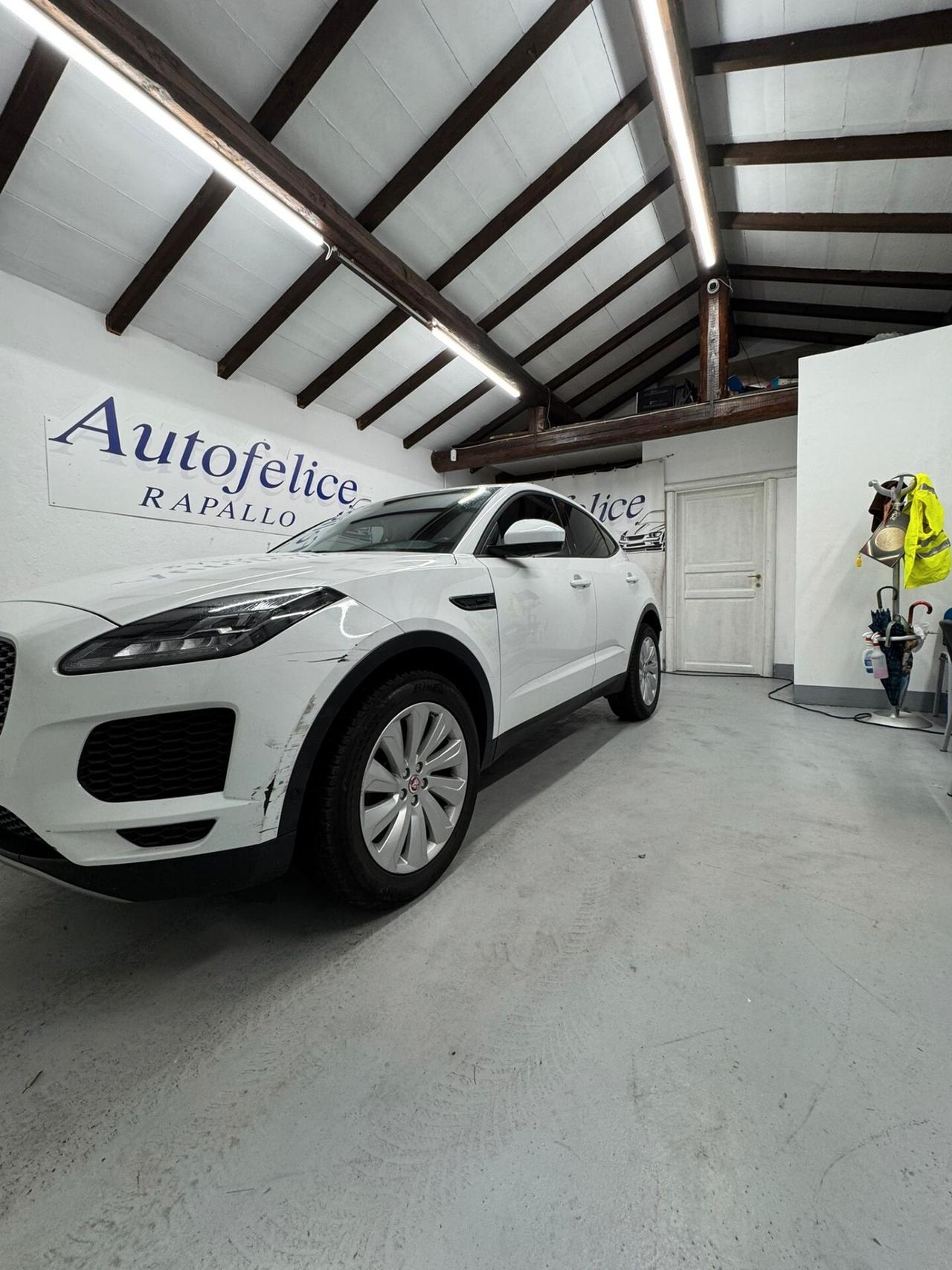 Jaguar E-Pace 2.0D 150 CV AWD aut. R-Dynamic HSE