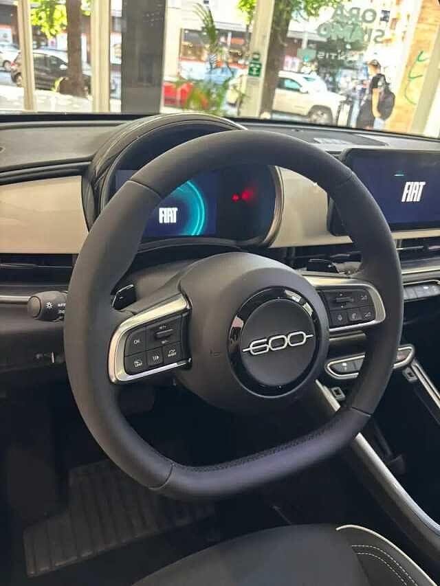 Fiat 600 Hybrid Hybrid 100 CV DCT MHEV