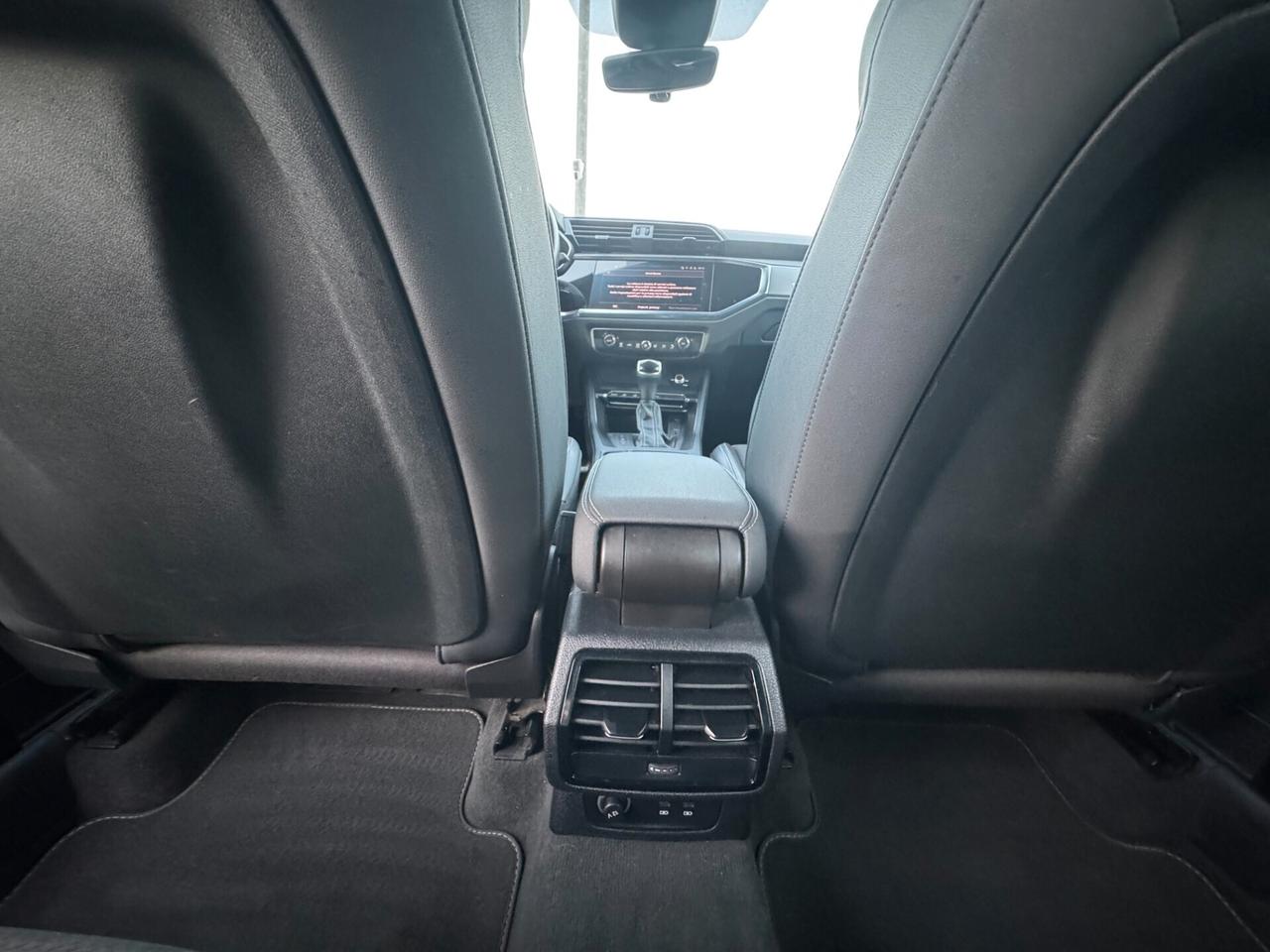 Audi Q3 40 TDI quattro S tronic S line edition