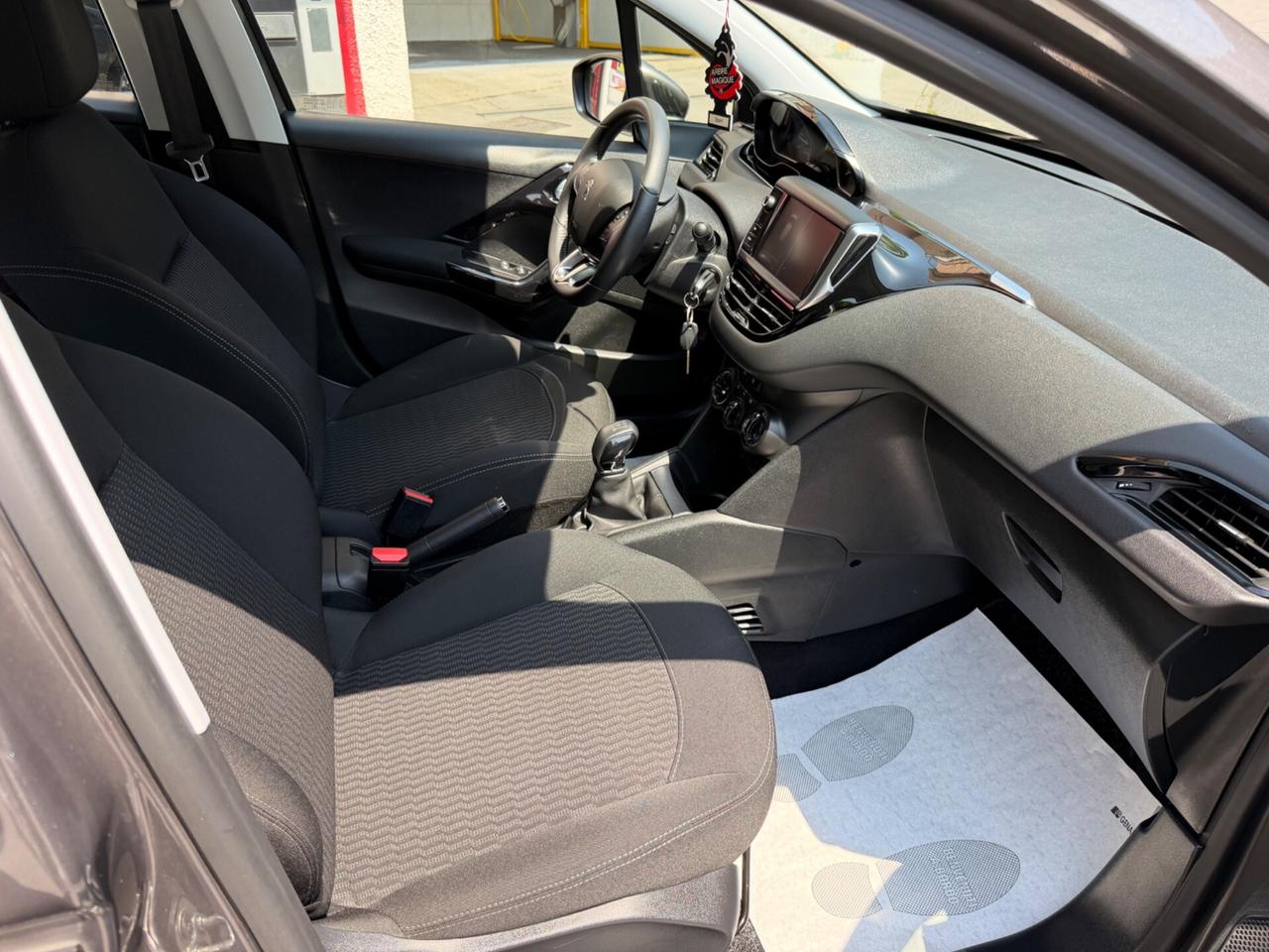 Peugeot 208 82 CV ALLURE KM 19 MILA !!!!