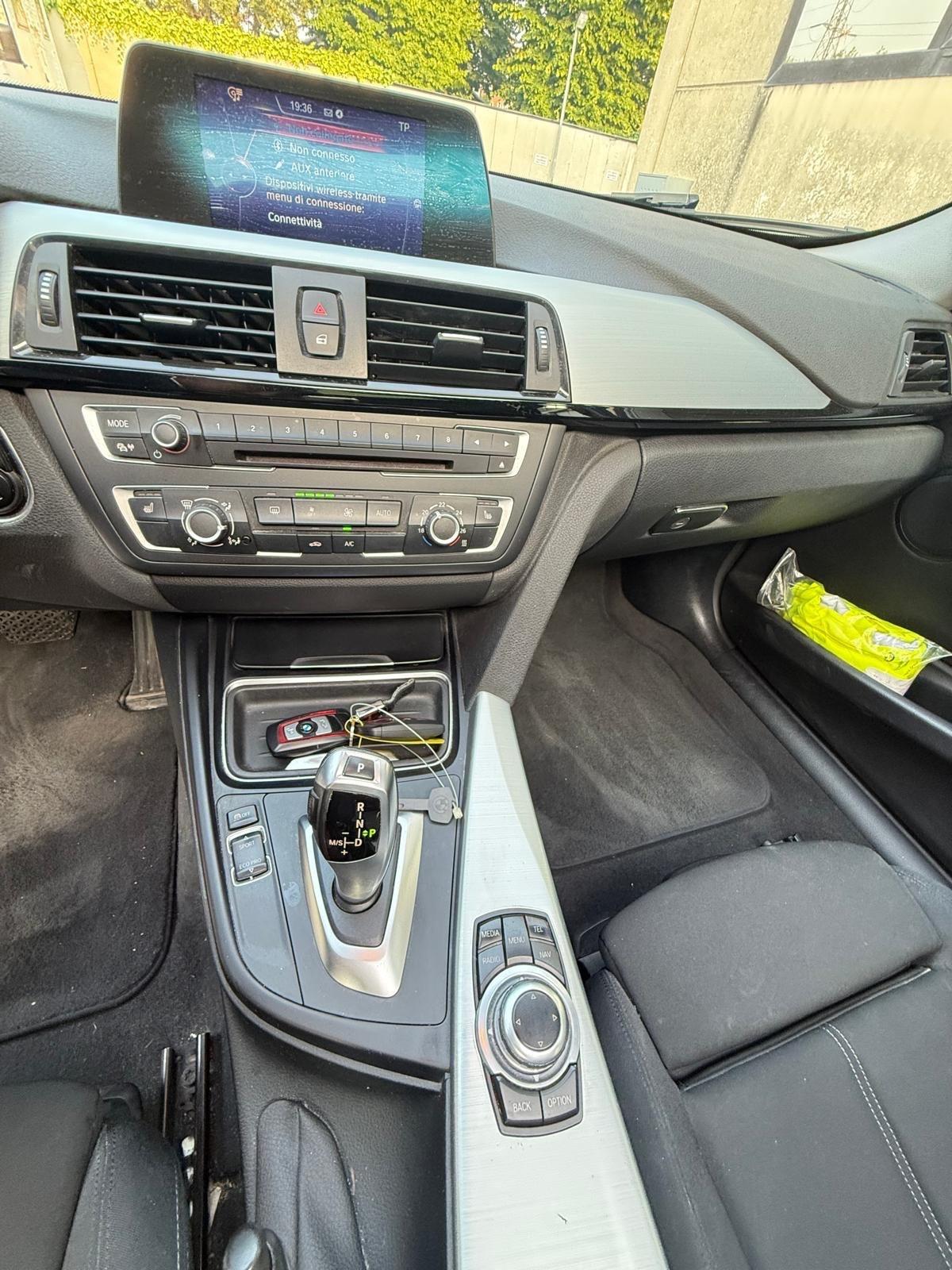 Bmw 320 320d Touring Sport