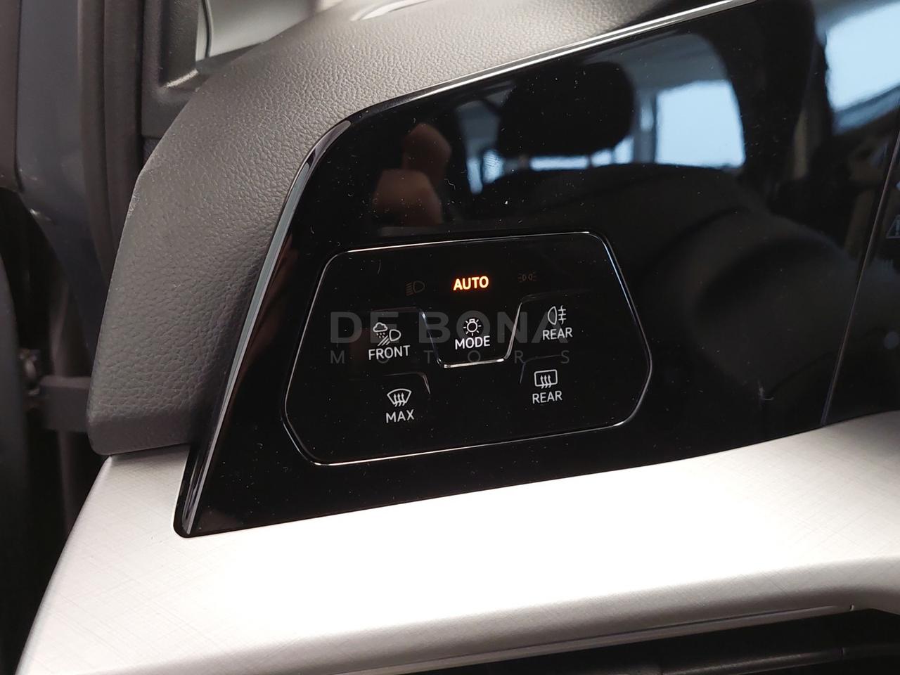 Volkswagen Golf variant 1.5 etsi life 115cv dsg