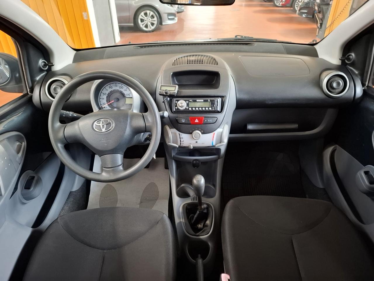 Toyota Aygo 1.0 12V VVT-i 5 porte Now