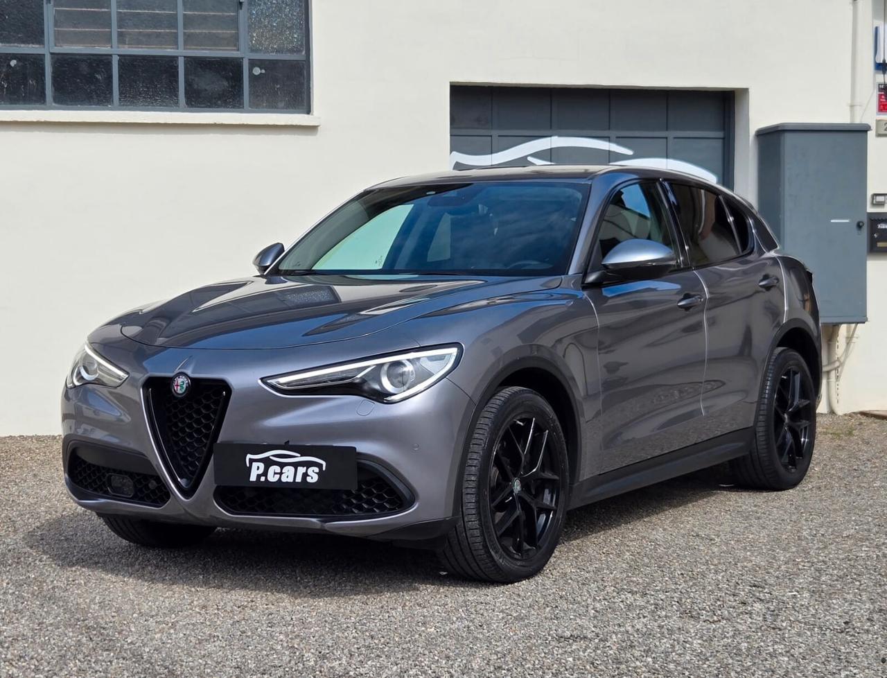 Alfa Romeo Stelvio 2.0 Turbo 280 CV Q4 First Edition